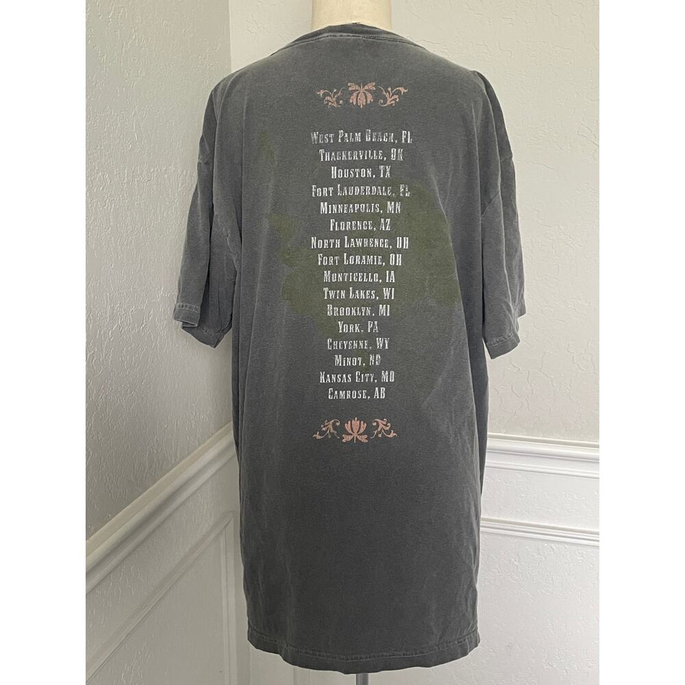 Bell Bottom Country Lainey Wilson Concert T Shirt - Picture 5 of 7
